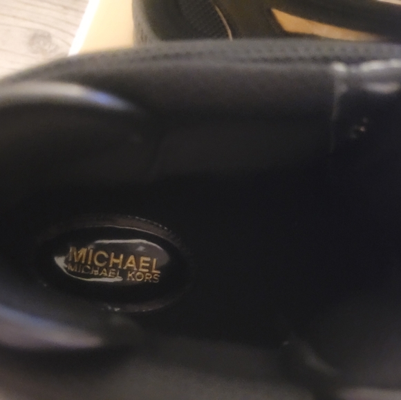 🔥SALE🔥Michael Kors HTF  Brooke Bootie SZ 9.5 - Picture 15 of 16